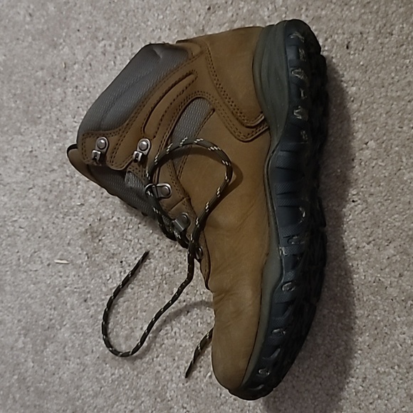 WindRiver Women's Waterproof Leather Hiking Boots - Picture 1 of 4